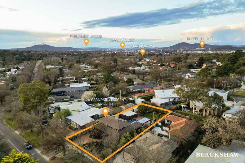128 Carnegie Crescent Griffith 128 Carnegie Crescent Griffith