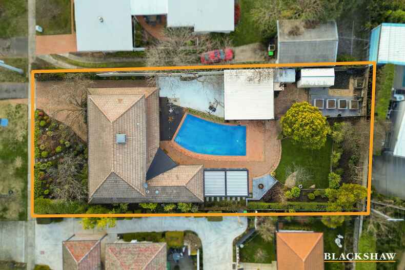 128 Carnegie Crescent Griffith 128 Carnegie Crescent Griffith