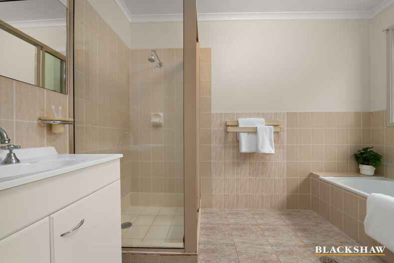 4 Gratton Place Isaacs