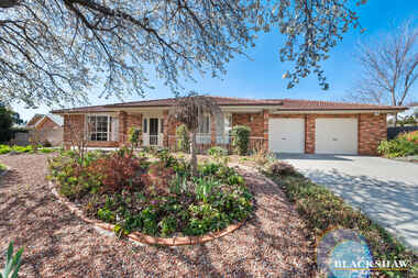 4 Stromlo Place Jerrabomberra