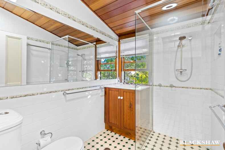 87 Yarragee Road Moruya 87 Yarragee Road Moruya