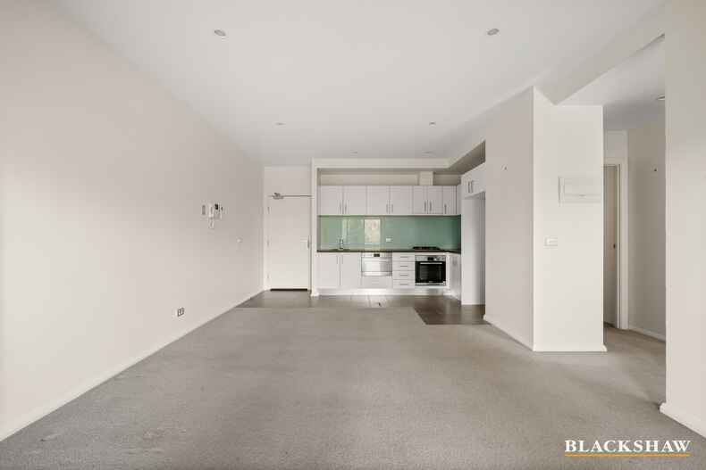 9/29 State Circle Deakin