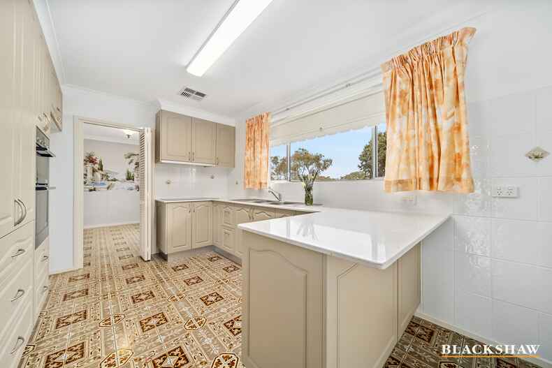 27 Mayo Street Weetangera 27 Mayo Street Weetangera