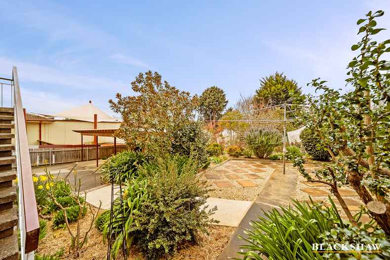 27 Mayo Street Weetangera 27 Mayo Street Weetangera