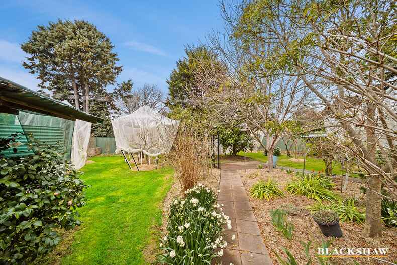 27 Mayo Street Weetangera 27 Mayo Street Weetangera