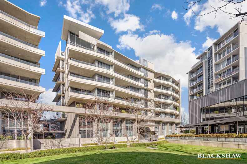 30/5 Burbury Close Barton 30/5 Burbury Close Barton