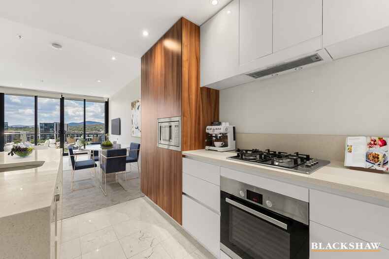 Level 10/1014/240 Bunda Street City Level 10/1014/240 Bunda Street City