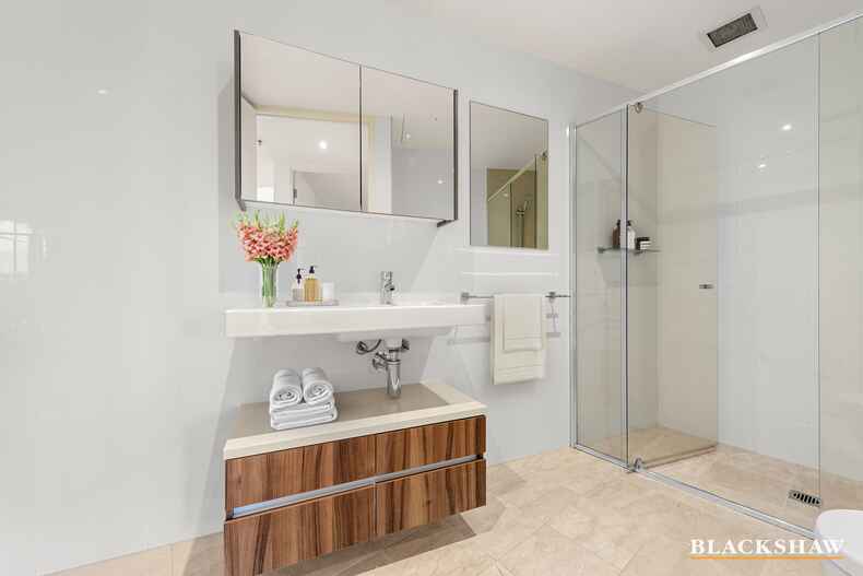 Level 10/1014/240 Bunda Street City Level 10/1014/240 Bunda Street City