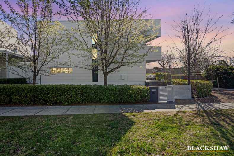 83 Macleay Street Turner