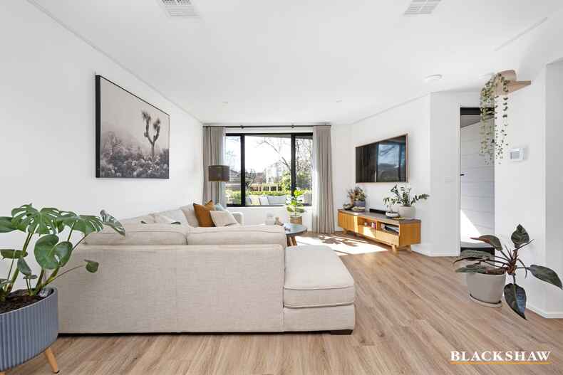 83 Macleay Street Turner