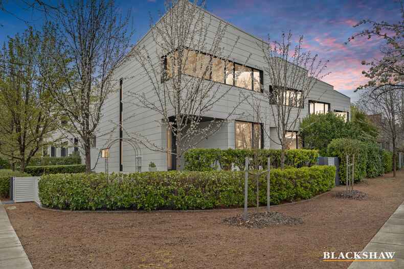 83 Macleay Street Turner