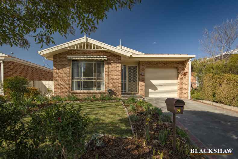 9 Lanley Square Ngunnawal