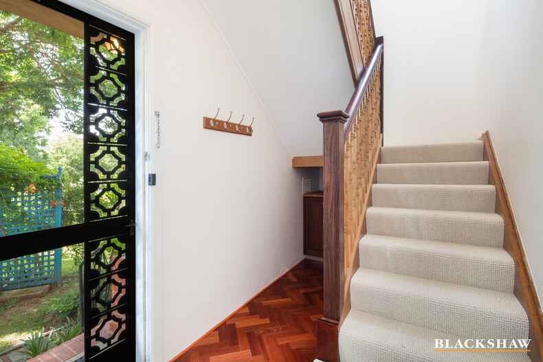 25 Vaughan Gardens Narrabundah 25 Vaughan Gardens Narrabundah