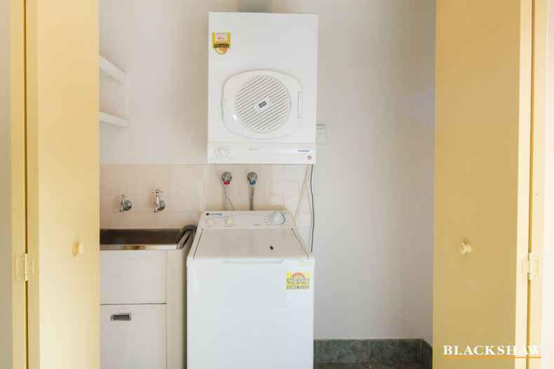 25 Vaughan Gardens Narrabundah 25 Vaughan Gardens Narrabundah