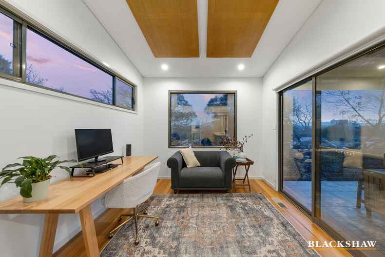 56 Fitchett Street Garran