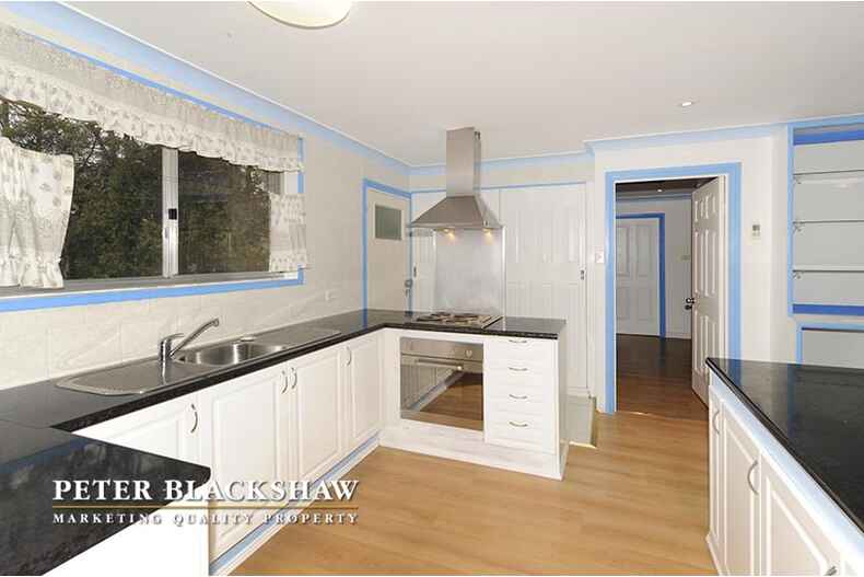 4 Lovegrove Place Kambah 4 Lovegrove Place Kambah