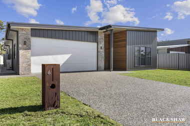 6 Azure Avenue Broulee