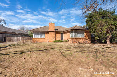 14 Edkins Street Downer