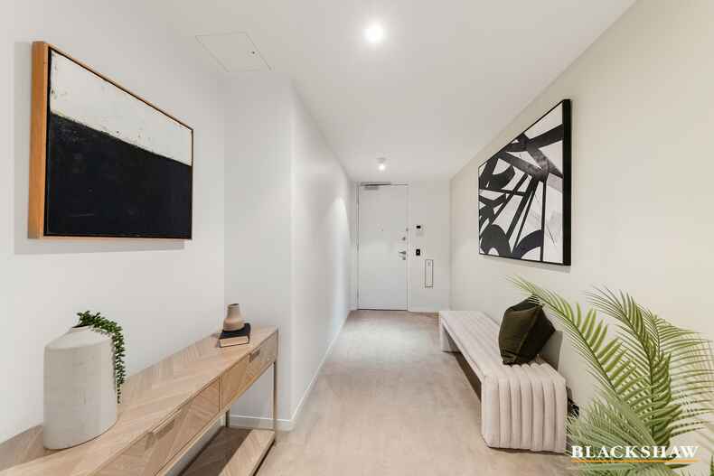 424/2 Grose Street Deakin 424/2 Grose Street Deakin
