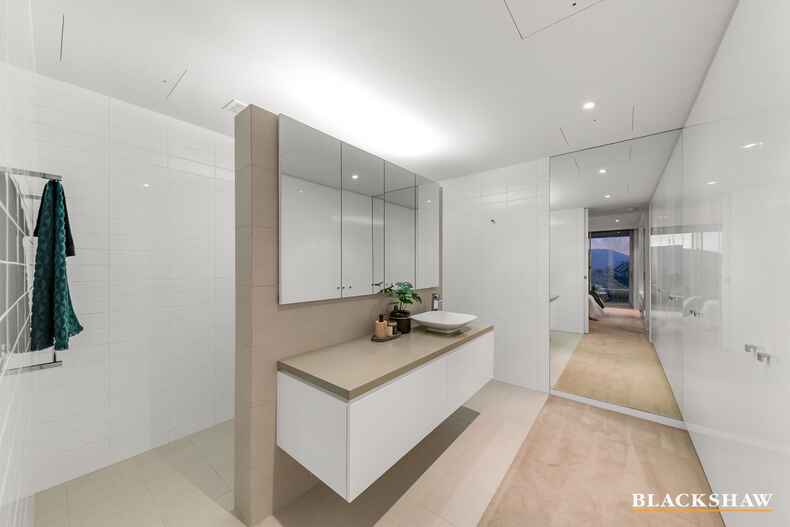 424/2 Grose Street Deakin 424/2 Grose Street Deakin