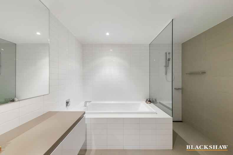 424/2 Grose Street Deakin 424/2 Grose Street Deakin
