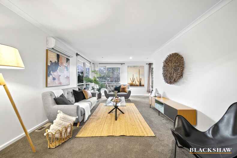 154 Strickland Crescent Deakin 154 Strickland Crescent Deakin