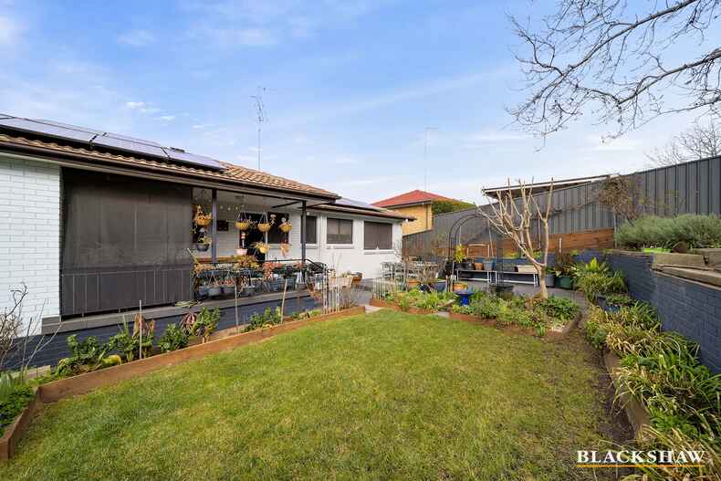 12 Cassinia Street Crestwood