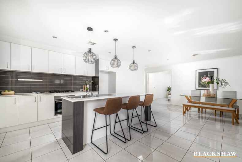 112 Lance Hill Avenue Dunlop 112 Lance Hill Avenue Dunlop