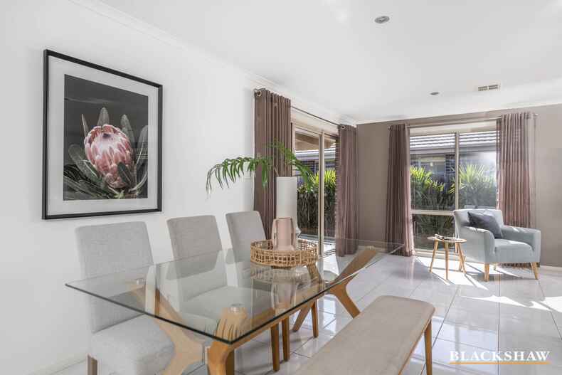 112 Lance Hill Avenue Dunlop 112 Lance Hill Avenue Dunlop