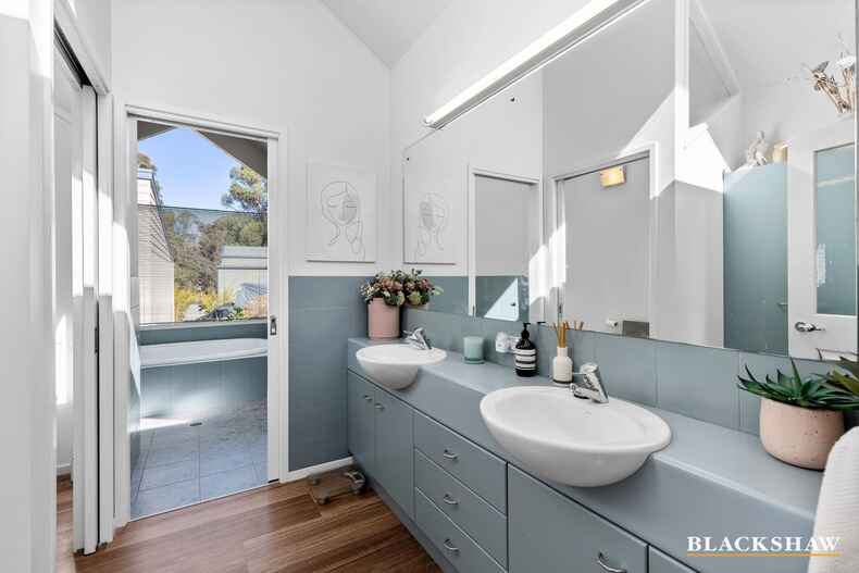 201 George Bass Drive Surf Beach