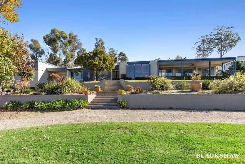 201 George Bass Drive Surf Beach