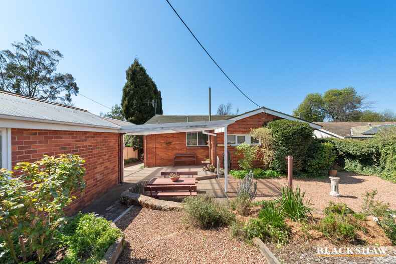 80 Caley Crescent Narrabundah 80 Caley Crescent Narrabundah