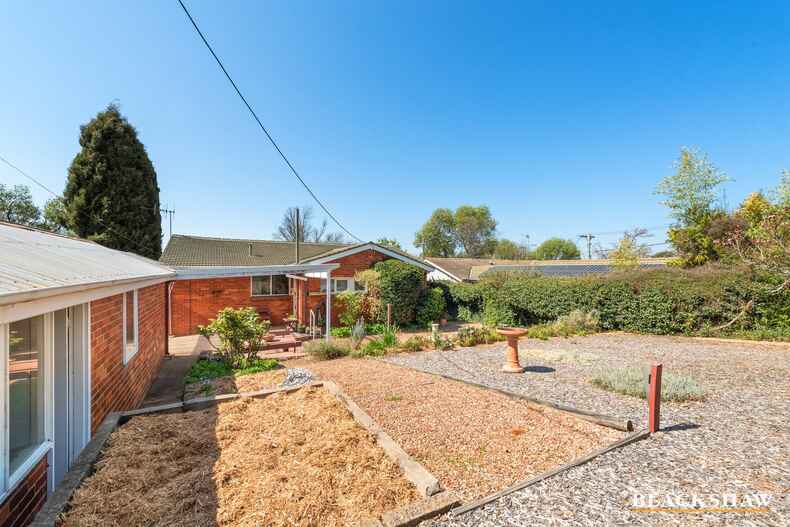 80 Caley Crescent Narrabundah 80 Caley Crescent Narrabundah