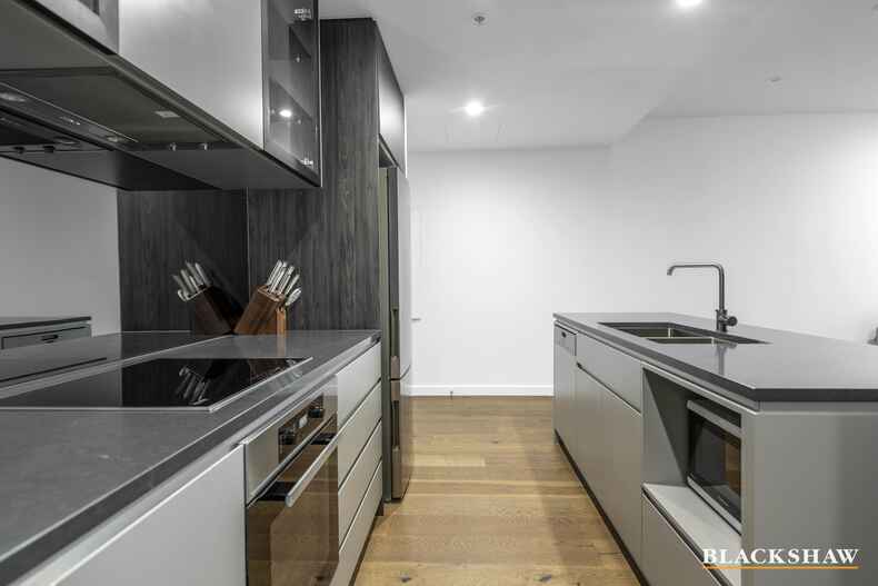 92/44 Constitution Avenue Parkes 92/44 Constitution Avenue Parkes