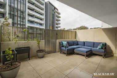 92/44 Constitution Avenue Parkes