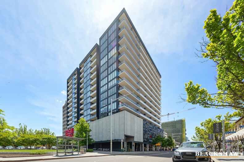 162/45 West Row City