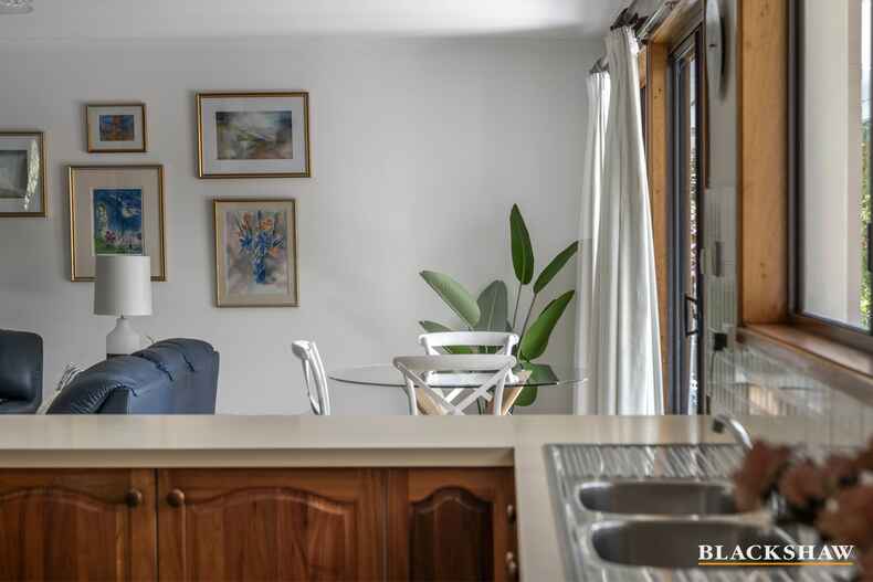 97 Cossington Smith Crescent Lyneham