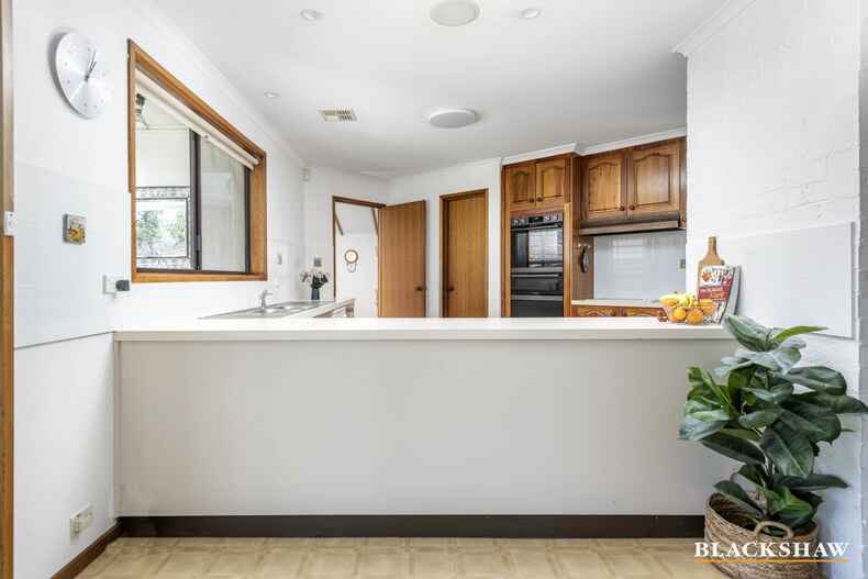 97 Cossington Smith Crescent Lyneham