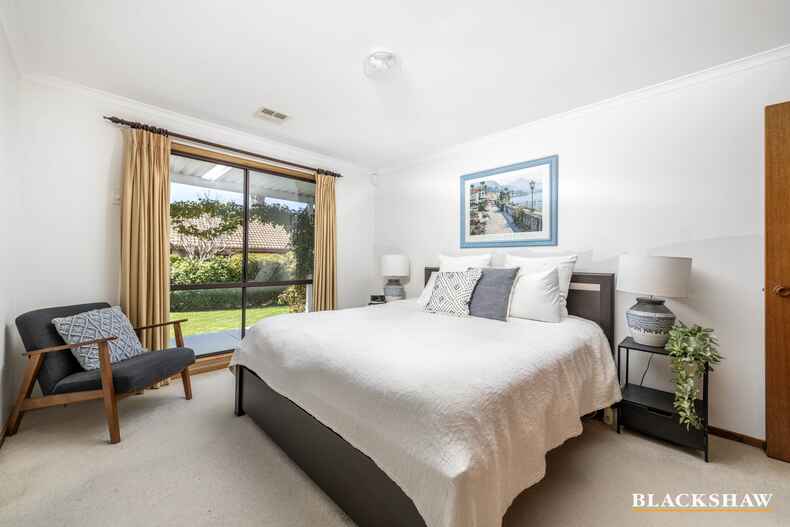 97 Cossington Smith Crescent Lyneham