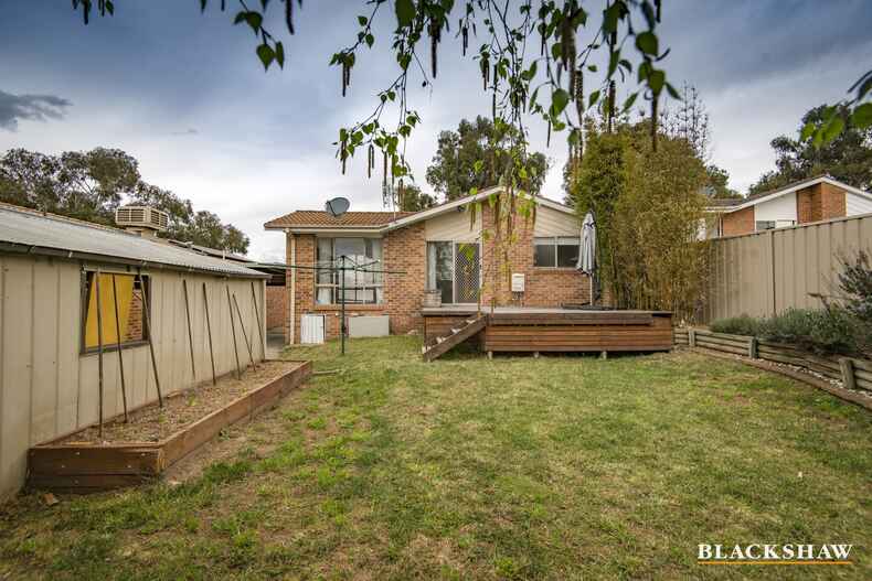 11 Revell Close Gordon 11 Revell Close Gordon