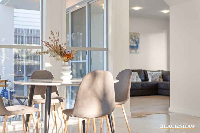 27 Abena Avenue Crace 27 Abena Avenue Crace