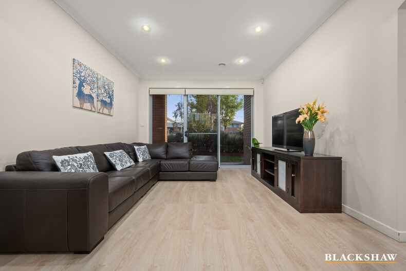 27 Abena Avenue Crace 27 Abena Avenue Crace