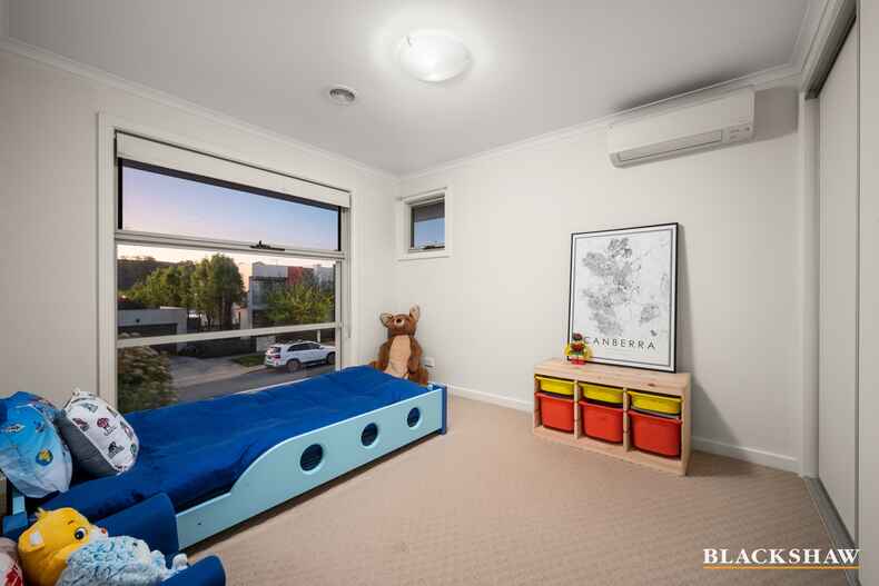 27 Abena Avenue Crace 27 Abena Avenue Crace