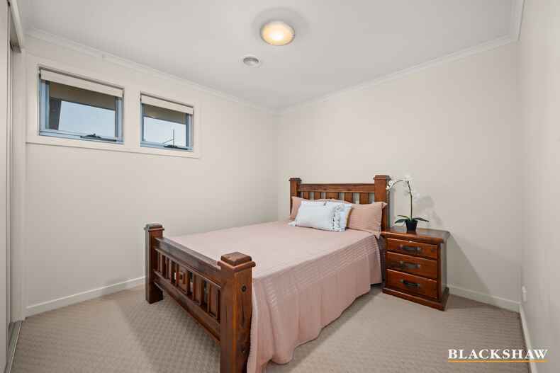 27 Abena Avenue Crace 27 Abena Avenue Crace