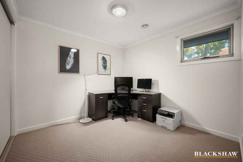 27 Abena Avenue Crace 27 Abena Avenue Crace