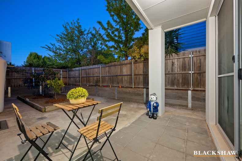 27 Abena Avenue Crace 27 Abena Avenue Crace