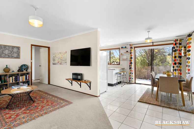 36/210 Newman Morris Circuit Oxley