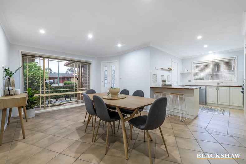 5 Clara Close Amaroo 5 Clara Close Amaroo