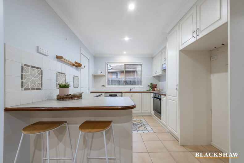 5 Clara Close Amaroo 5 Clara Close Amaroo