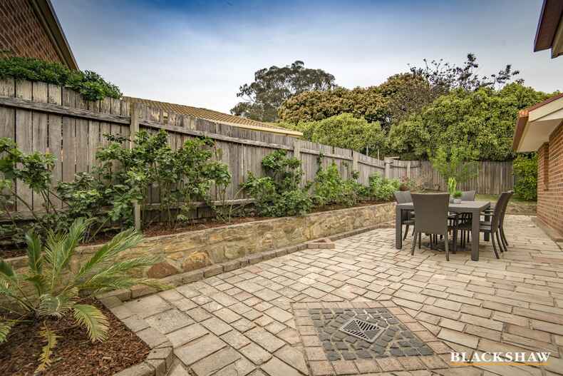 5 Clara Close Amaroo 5 Clara Close Amaroo